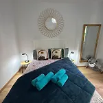 Dream Tiny Apartment *