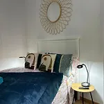 Dream Tiny Apartment *